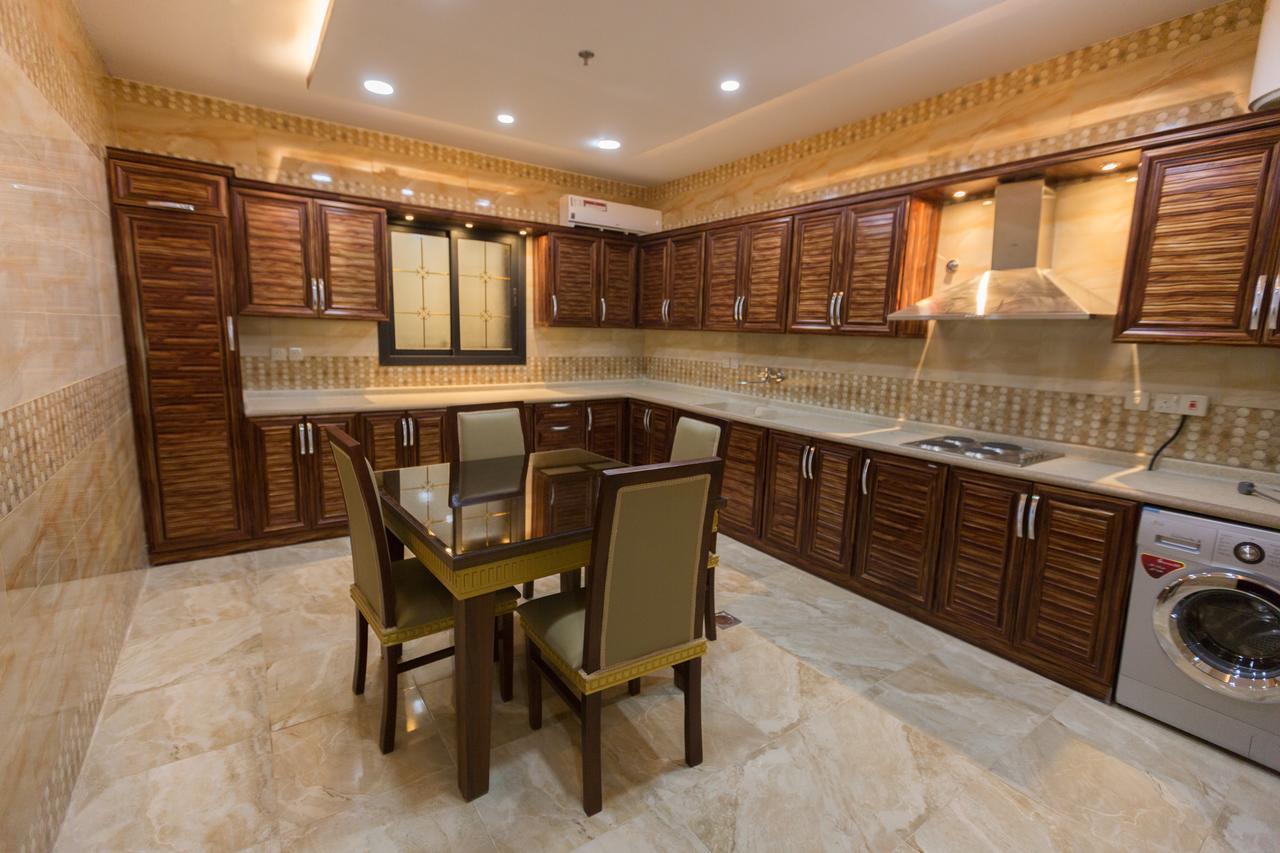 Luxury Hotel Apartments 塔布克 外观 照片
