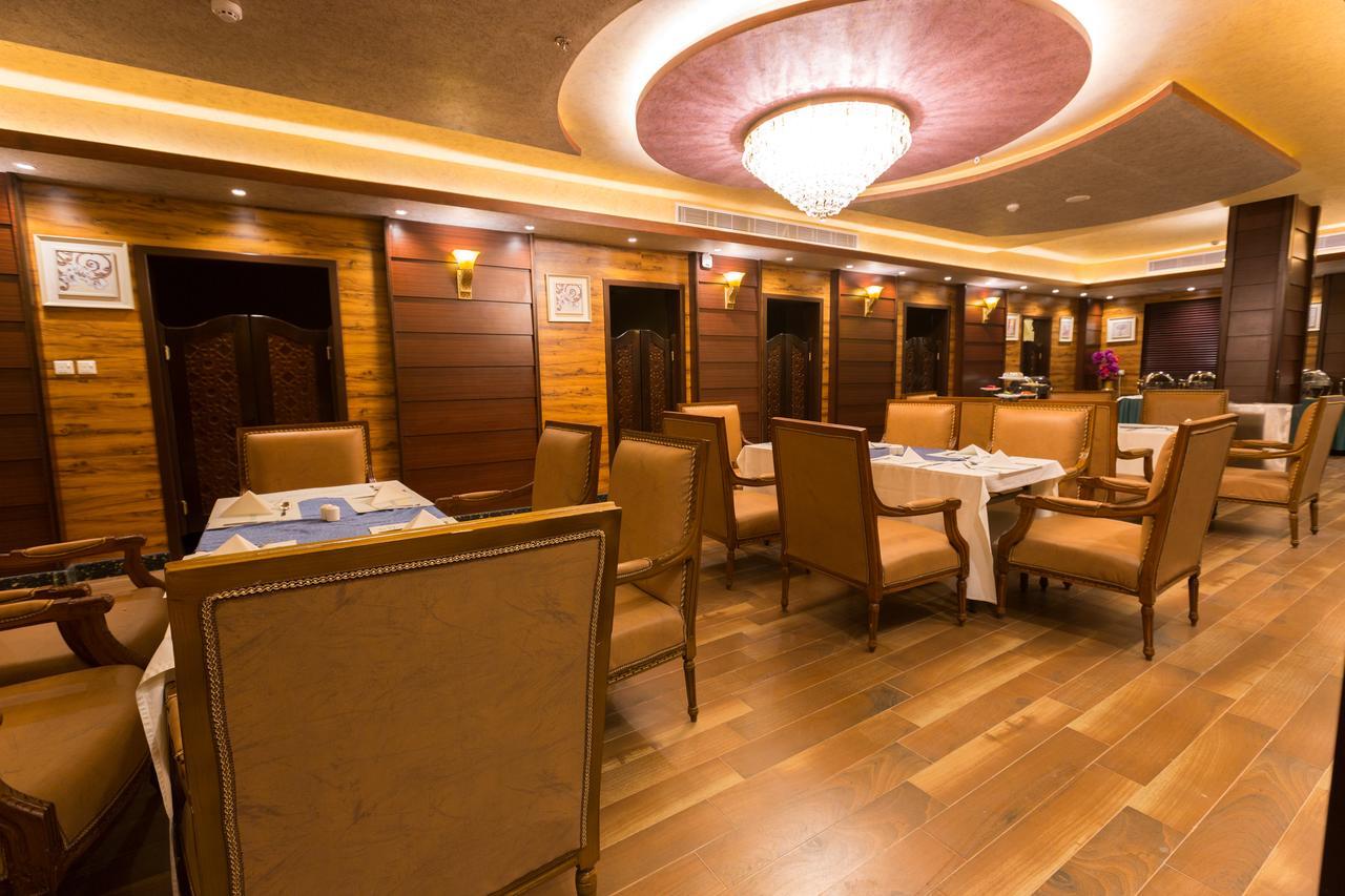 Luxury Hotel Apartments 塔布克 外观 照片