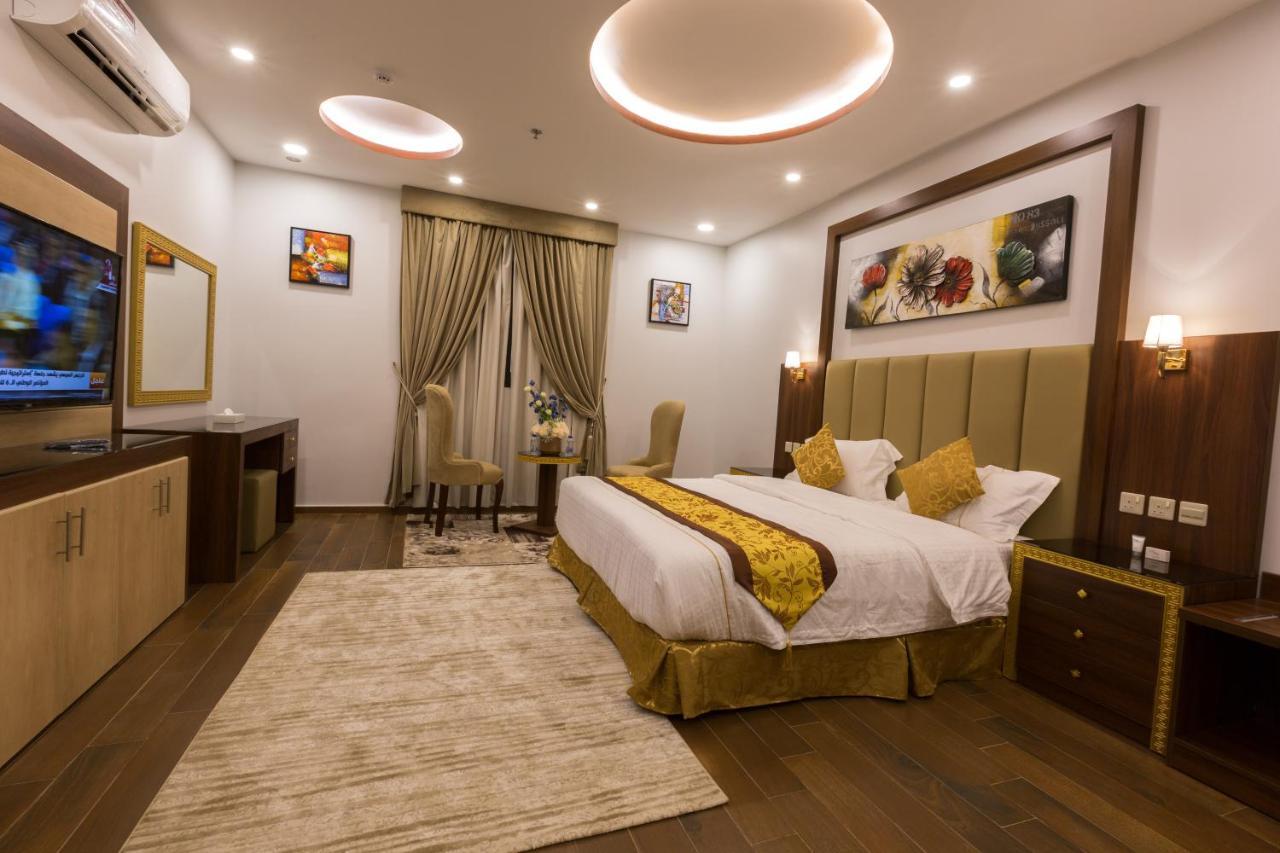 Luxury Hotel Apartments 塔布克 外观 照片