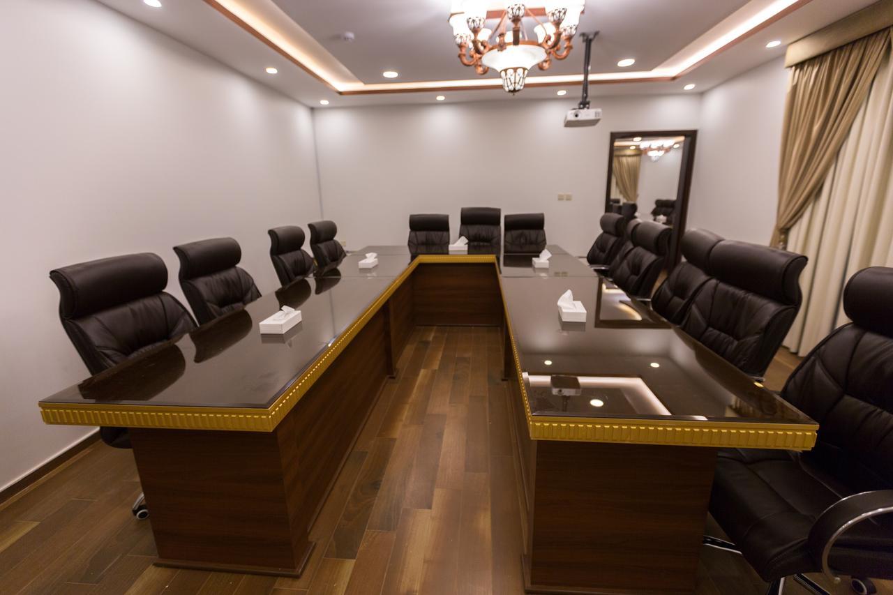 Luxury Hotel Apartments 塔布克 外观 照片