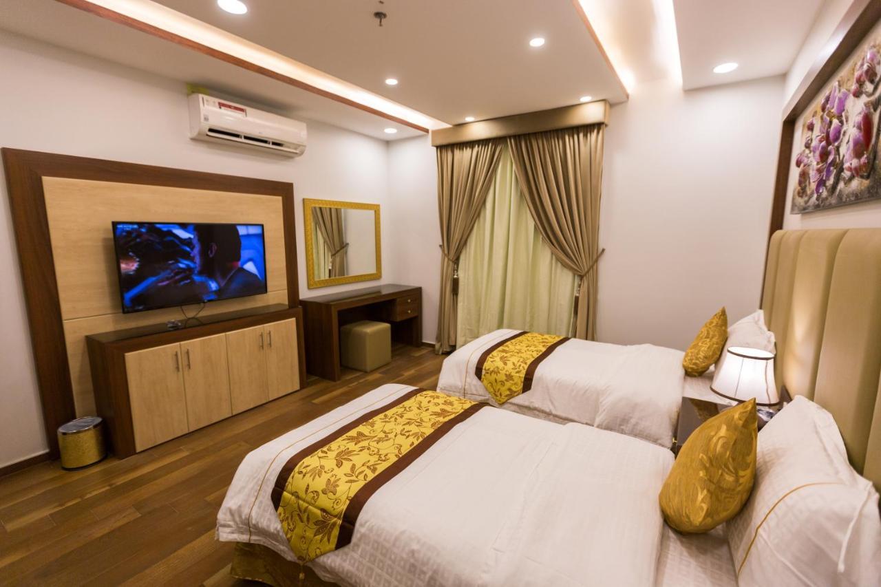 Luxury Hotel Apartments 塔布克 外观 照片